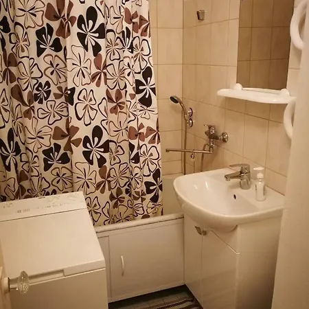 Convenient Central Apartmán *